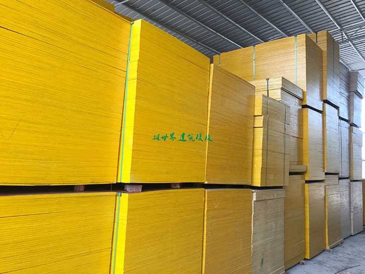 林世界生產(chǎn)好的木膠板