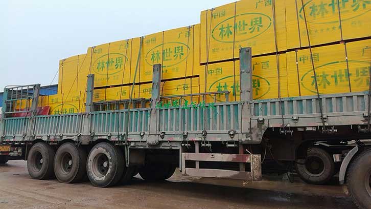 發往深圳劉總的建筑模板